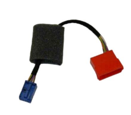 Adaptor Plug (required to connect CD Changer Fitting Kit to RCD200 with Quadlock plug)