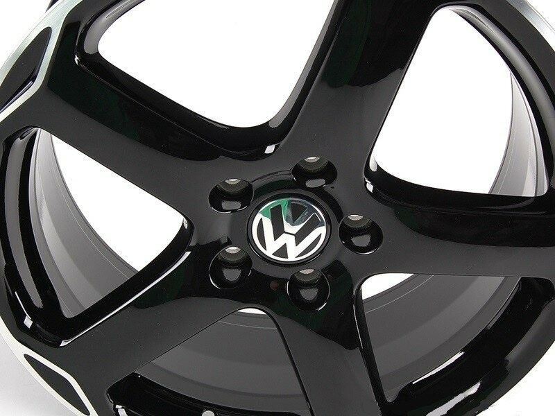 Alloy wheel, 18 x 8, Karthoum, Black Gloss(Wheel arch extensions 1K0 071 680 and suspension travel limiter 000 071 501 required rear axle camber has to be set to-1 45)